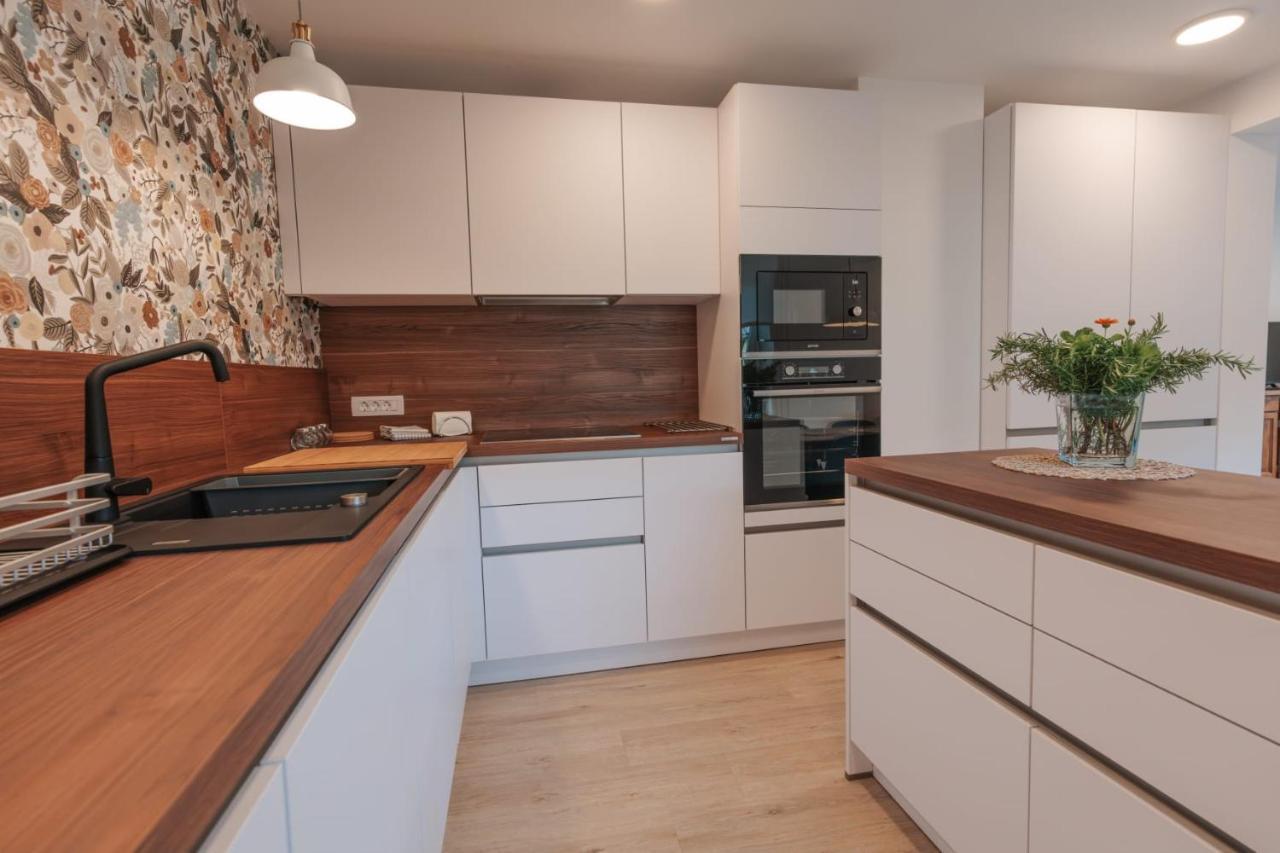 Zirovnica Apartma Lamberger מראה חיצוני תמונה