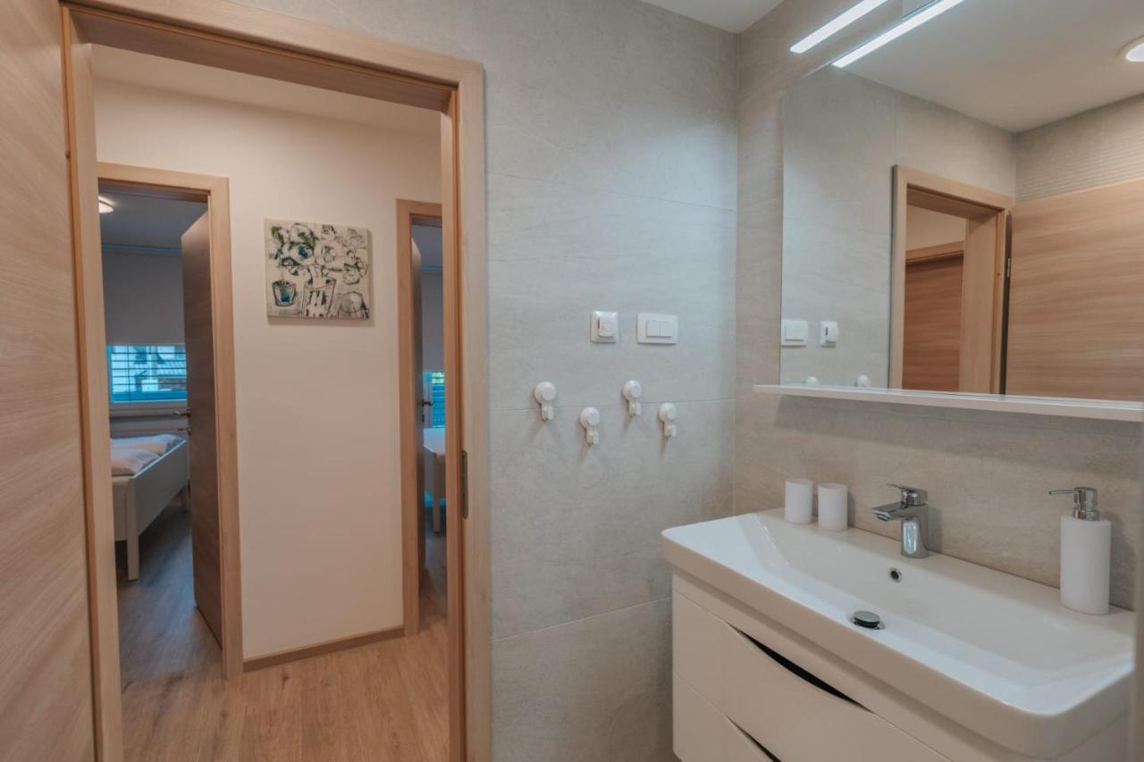 Zirovnica Apartma Lamberger מראה חיצוני תמונה